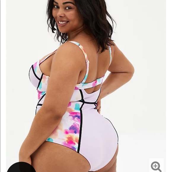 Torrid size 1 D/DD - Picture 5 of 8